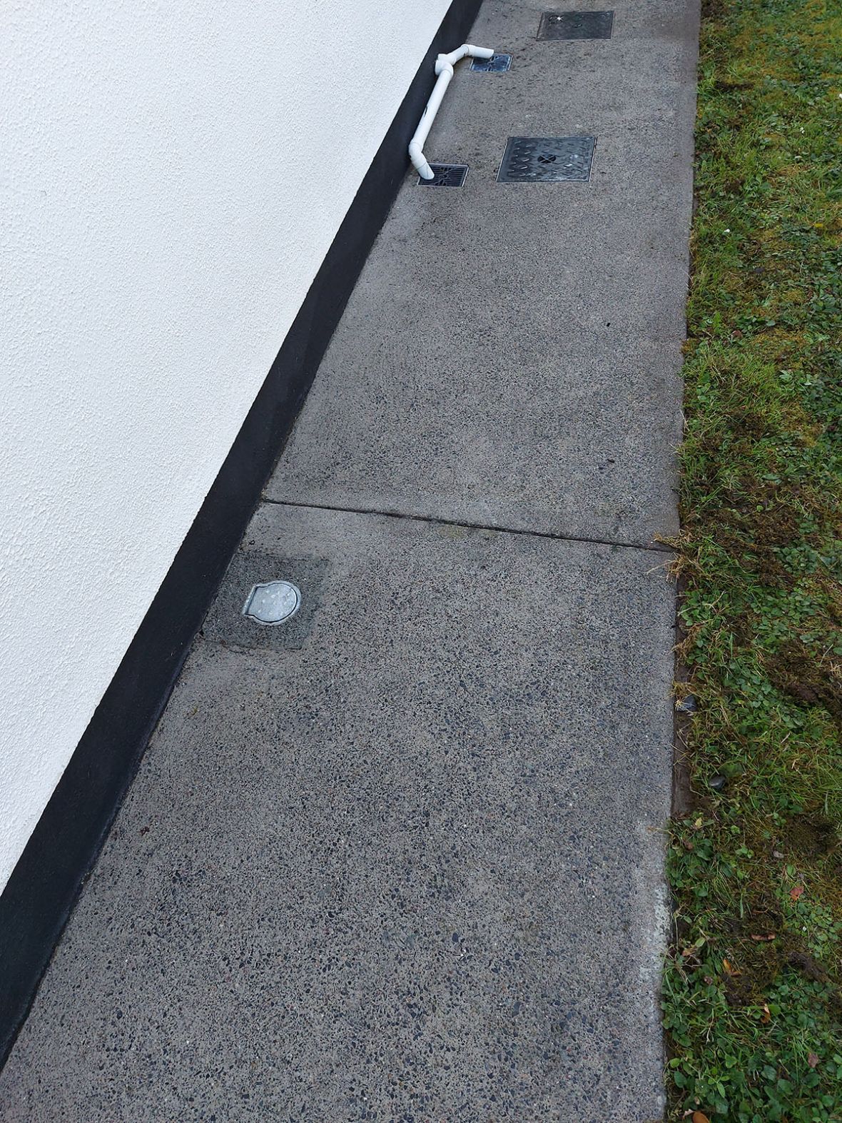 Sidewalks Cleaning